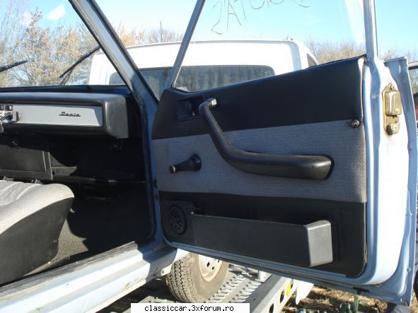 Dacia 1310 TLE 1990 din remat - tapiterie ca nou� cu accesoriile (buzunarele - Prezentare masini
