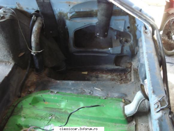 Dacia 1320 - In contraaripa dreapt� se vede teava de - Prezentare masini