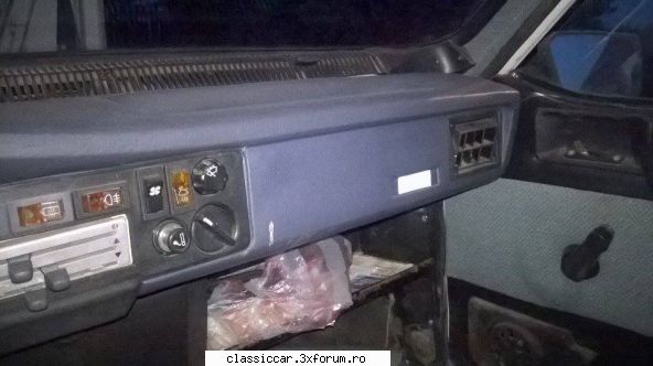 Dacia 1320 - Specimenu din dotare are bord scoica albastru - Prezentare masini