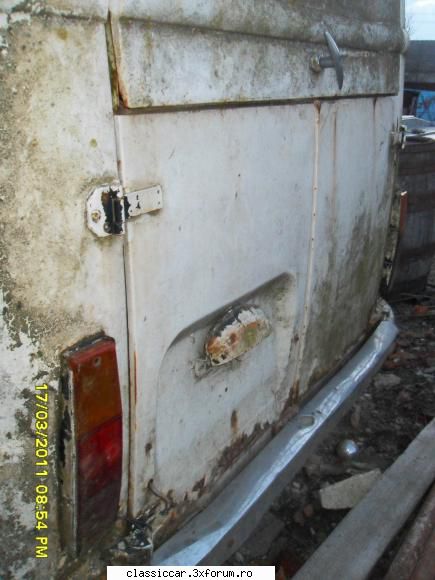 Dacia ESTAFETTE 1975 - stopurile din spate nu sunt ale ei insa deja - Prezentare masini