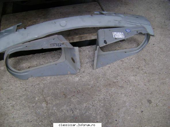 Dacia Galbena - 1976 - Ochelari far am gasit doar pe stanga. De dreapta - Reconditionari si Restaurari