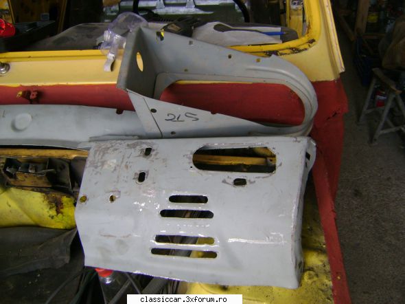Dacia Galbena - 1976 - Ziua muncii sarbatorit cu munca. Oricum este - Reconditionari si Restaurari