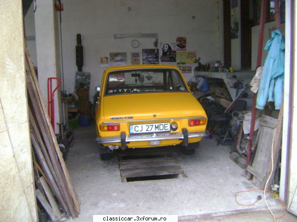 Dacia Galbena - 1976 - Acuma doarme in garaj, somnul de iarna. Nu mai - Reconditionari si Restaurari
