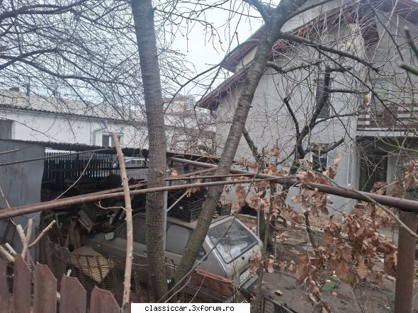 De prin Arges - Un Oltcit care-și bagă nasu' pe unde nu - Am vazut prin Romania