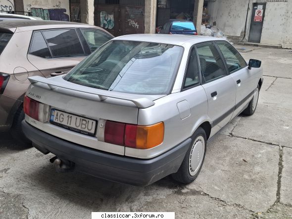 De prin Arges - Audi 80 - exemplarul acesta l-am mai văzut - Am vazut prin Romania