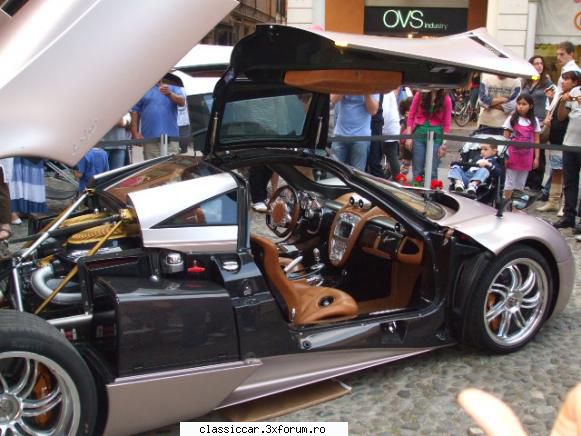De prin Italia - Pagani Zonda modelul huyara nu este locul ei aici - Din lumea larga