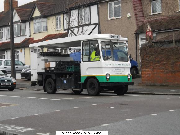 De prin Londra - O ciudatenie...delivery milk scria pe ea - Din lumea larga
