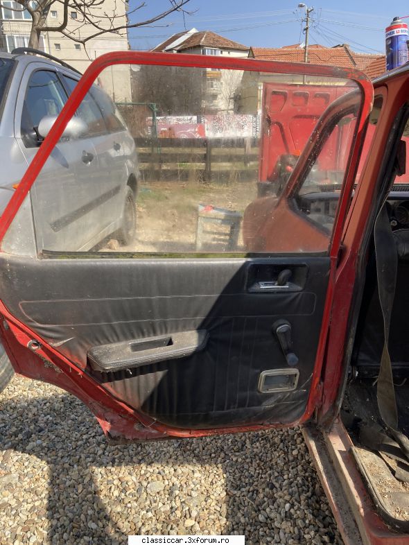 Dezmembrez Dacia 1300 - mirel vicaru - Vanzari  piese si accesorii