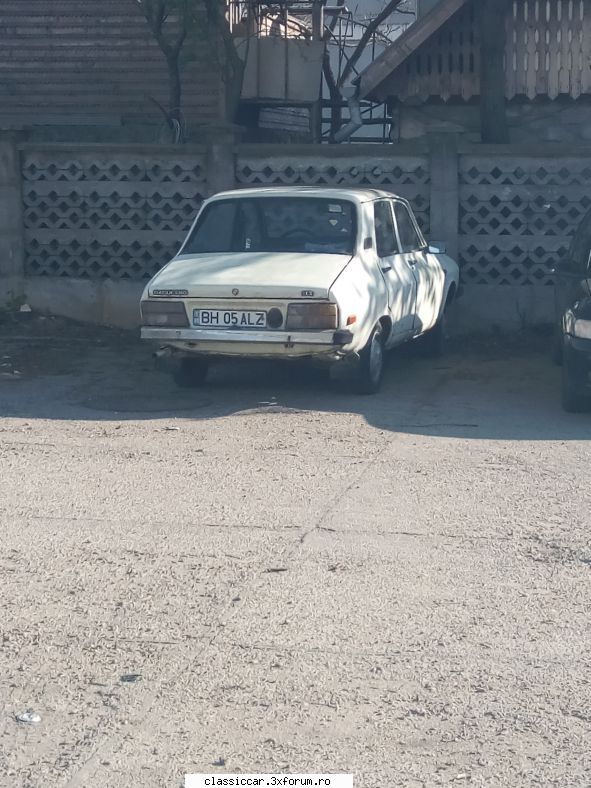 Din Oradea - Se afla langa garajul de autobuze al OTL. O tot - Am vazut prin Romania