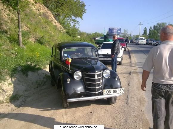 Din Republica Moldova... - La targul de masini eram - Din lumea larga