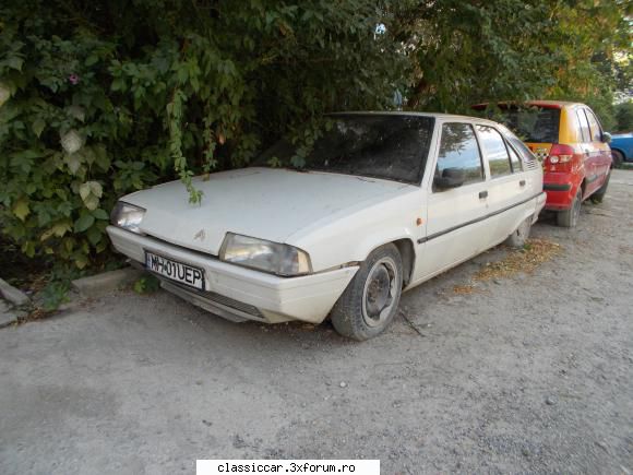 Din Severin - citroen bx in concediu de odihna la umbra =D - Am vazut prin Romania