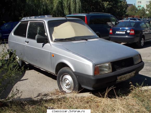 Din Severin - in acea parcare erau doua oltcit-uri frumoase :) - Am vazut prin Romania