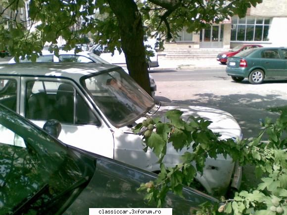Din Severin - Tot acolo mai este si o Zastava copie dupa Fiat - Am vazut prin Romania