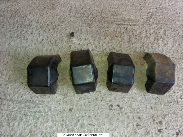 Diverse piese de vanzare - Ornamente bara Dacia 1300 Pret 50 lei toate - Vanzari  piese si accesorii