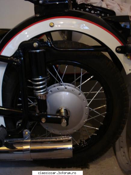 Dnepr cu atas - cv2adi - Prezentare motociclete, motorete si biciclete de colectie