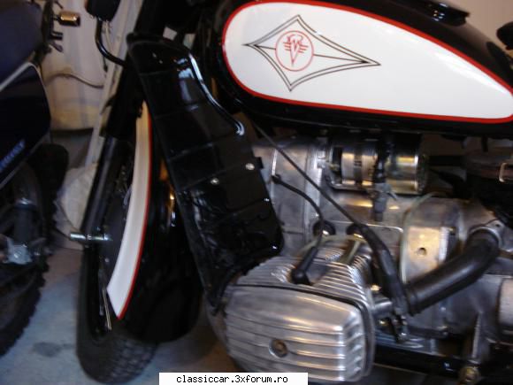 Dnepr cu atas - cv2adi - Prezentare motociclete, motorete si biciclete de colectie