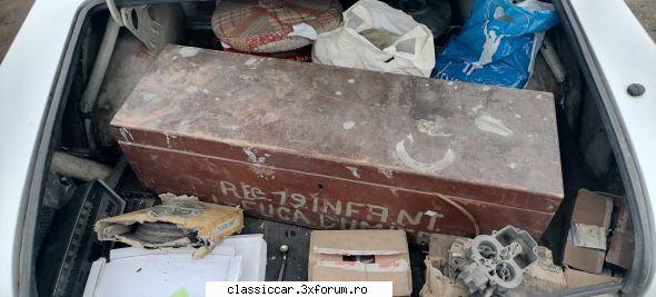 Doi FI(k)ATi "ofticati" : Fiat 1800 B - Nu avea portbagajul plin, insa in lada de - Prezentare masini