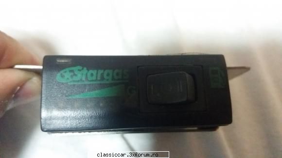 Donez - Donez un scris TLX cu un pin rupt,si un buton - Donatii piese si accesorii