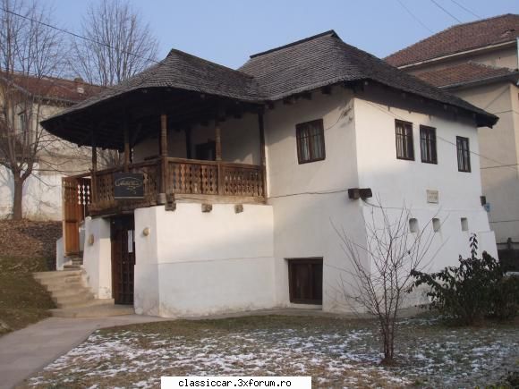 Drumetii cu saispele - In aceeasi zi am fost si in Ramnicu Valcea Am - Drumetii prin Mioritic