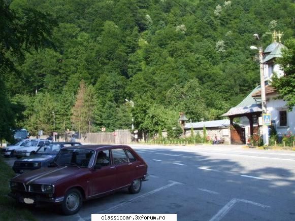 Drumetii cu saispele - pe defileul jiului langa manastirea lainici - Drumetii prin Mioritic