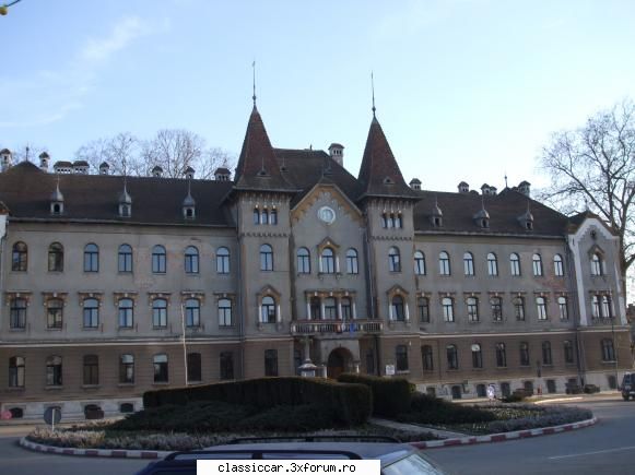 Drumetii cu saispele - primaria din Lugoj - Drumetii prin Mioritic
