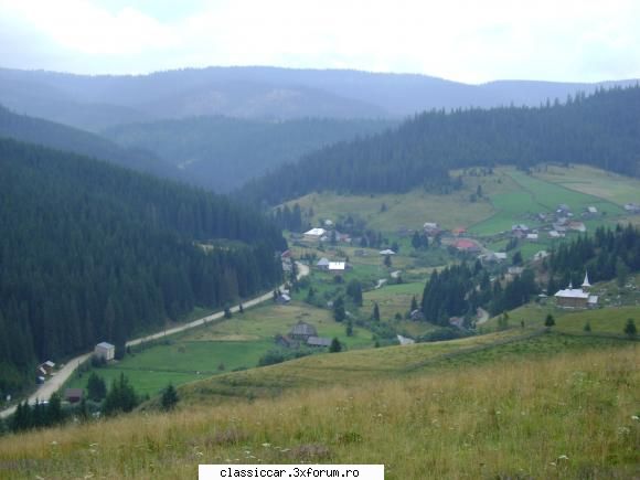 Drumetii prin Apuseni - Satul, unde toata lumea umbla hai-hui cu masinile - Drumetii prin Mioritic