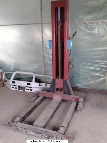 Elevator mobil frantuzesc - Un amic are de vanzare un elevator auto mobil - Vanzari  piese si accesorii