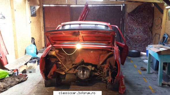 Elf, o Skoda 120L - 1980 - Se pare ca si de aici au disparul ceva posturi - Prezentare masini