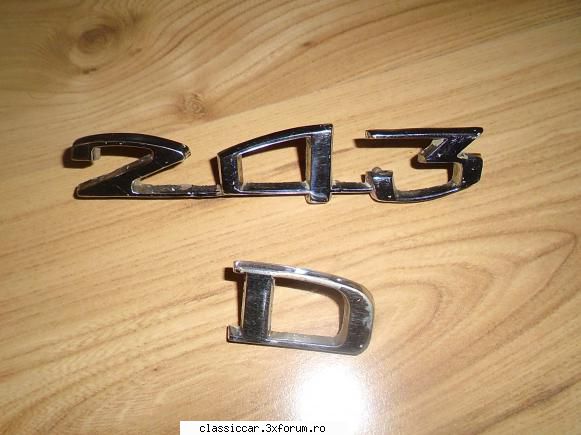 Emblema aripa ARO 243 D - Emblema aripa ARO 243 D - 60 lei - Vanzari  piese si accesorii