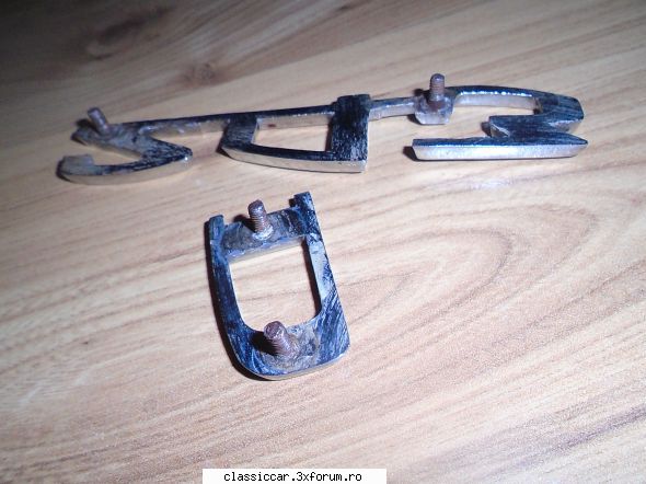 Emblema aripa ARO 243 D - alex-mun - Vanzari  piese si accesorii