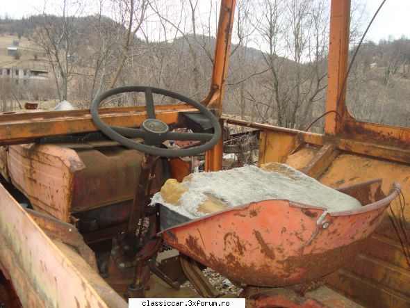 Epava tractor UTB650 - utos - Sfaturi de cumparare