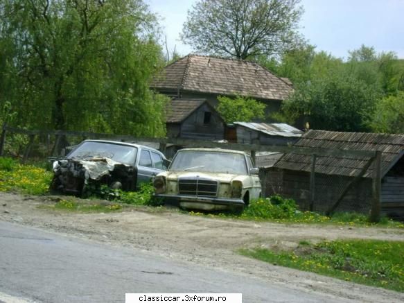 Epave de Mertan - Pe marginea drumului DN 16 Cluj-Reghin, am vazut - Am vazut prin Romania