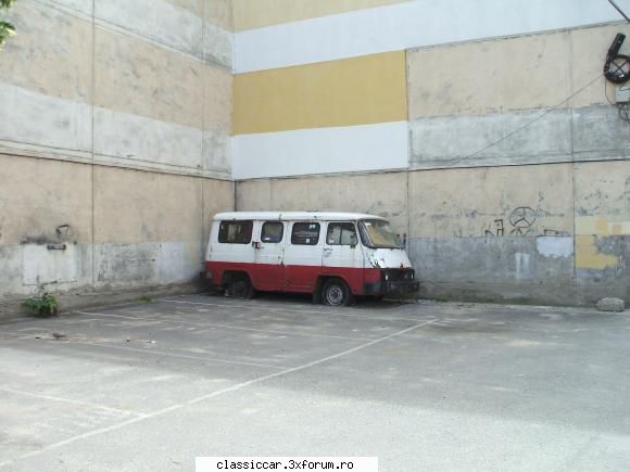 Epave sau nu, cu siguranta vechi intalnite pe meleagurile tarii - si una ..... suparat - Am vazut prin Romania