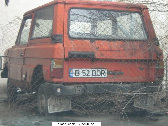 Epave sau nu, cu siguranta vechi intalnite pe meleagurile tarii - un aro amarat si el - Am vazut prin Romania
