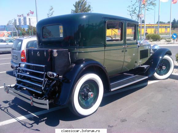 Epave sau nu, cu siguranta vechi intalnite pe meleagurile tarii - packard la hornbach - Am vazut prin Romania