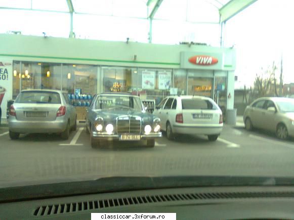 Epave sau nu, cu siguranta vechi intalnite pe meleagurile tarii - mercedes in fuga - Am vazut prin Romania