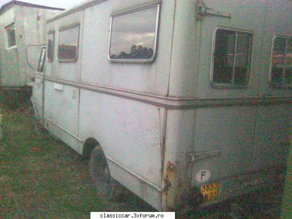 Epave sau nu, cu siguranta vechi intalnite pe meleagurile tarii - camper,de pompier sa - Am vazut prin Romania