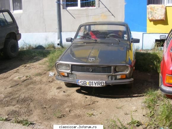 Epave sau nu, cu siguranta vechi intalnite pe meleagurile tarii - si o dacia sport - Am vazut prin Romania