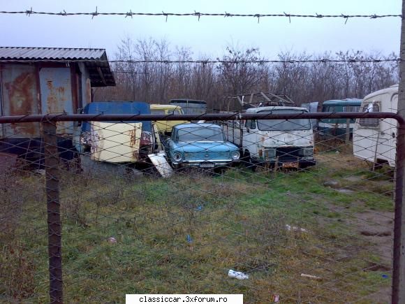 Epave sau nu, cu siguranta vechi intalnite pe meleagurile tarii - tot in Barlad la ace - Am vazut prin Romania
