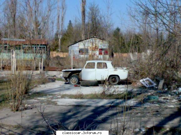 Epave sau nu, cu siguranta vechi intalnite pe meleagurile tarii - 1100 abandonata - po - Am vazut prin Romania