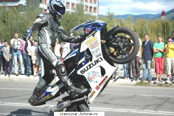 Evenimente greu de uitat. - Noi nu mergem pe biciclete cum mergea el pe o - Arhiva evenimente 2009