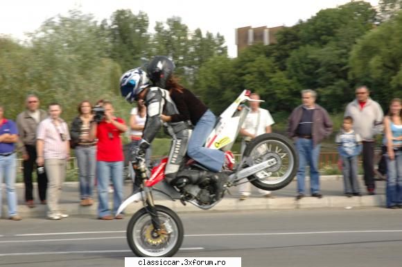 Evenimente greu de uitat. - Domnisoara a recunoscut ca a facut pisu pe ea de - Arhiva evenimente 2009