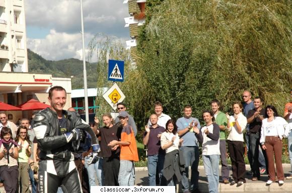 Evenimente greu de uitat. - Si Miki a spus ca asa de tare a strins pe el ca - Arhiva evenimente 2009