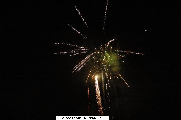 Evenimente greu de uitat. - A tinut 20 de minute artificiile.era intuneric - Arhiva evenimente 2009