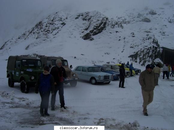 Expeditie in tara zapezii. - poze din parcare, unde eram din taote colturile - Arhiva evenimente 2010