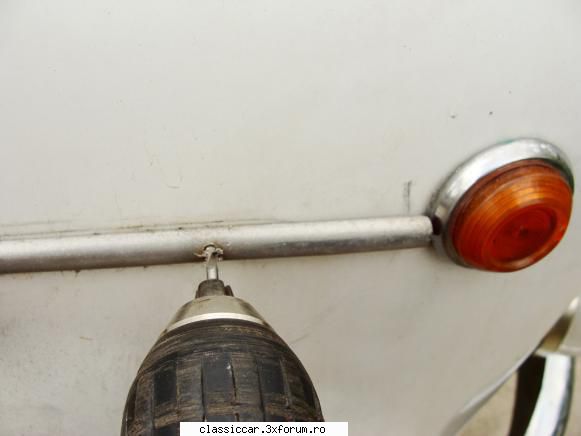 FIAT-ul 600 al lui Marczello - procesul de scoatere a ornamentelor prin - Reconditionari si Restaurari
