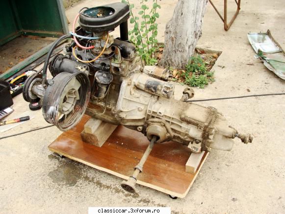 FIAT-ul 600 al lui Marczello - acuma, la partea mecanica. motorul a iesit - Reconditionari si Restaurari
