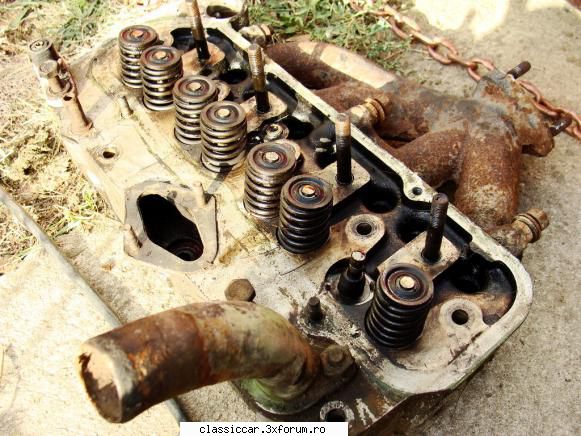 FIAT-ul 600 al lui Marczello - un arc de la supape rupt, inlocuit - Reconditionari si Restaurari