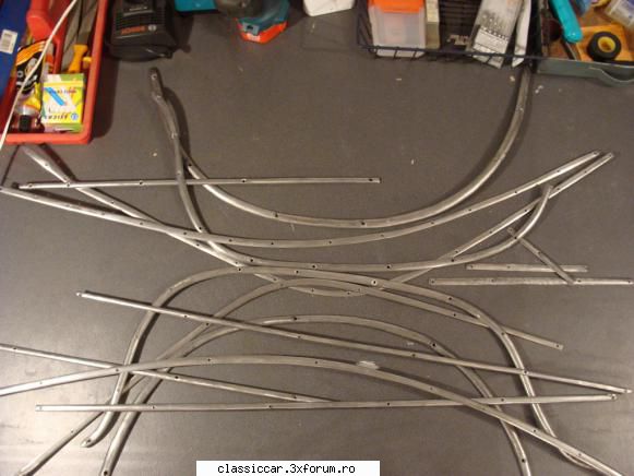 FIAT-ul 600 al lui Marczello - ornamentele de aluminiu de pe portiere, aripi - Reconditionari si Restaurari