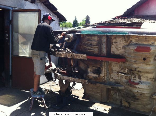 "Fabrica" de la Lonea - Deocamdată ii umblam sub fuste :) - Reconditionari si Restaurari
